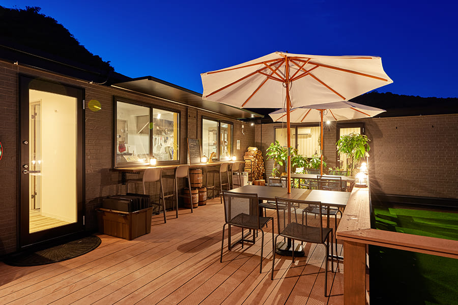 「ISLAND CAFÉ」＆「ISLAND TERRACE]
